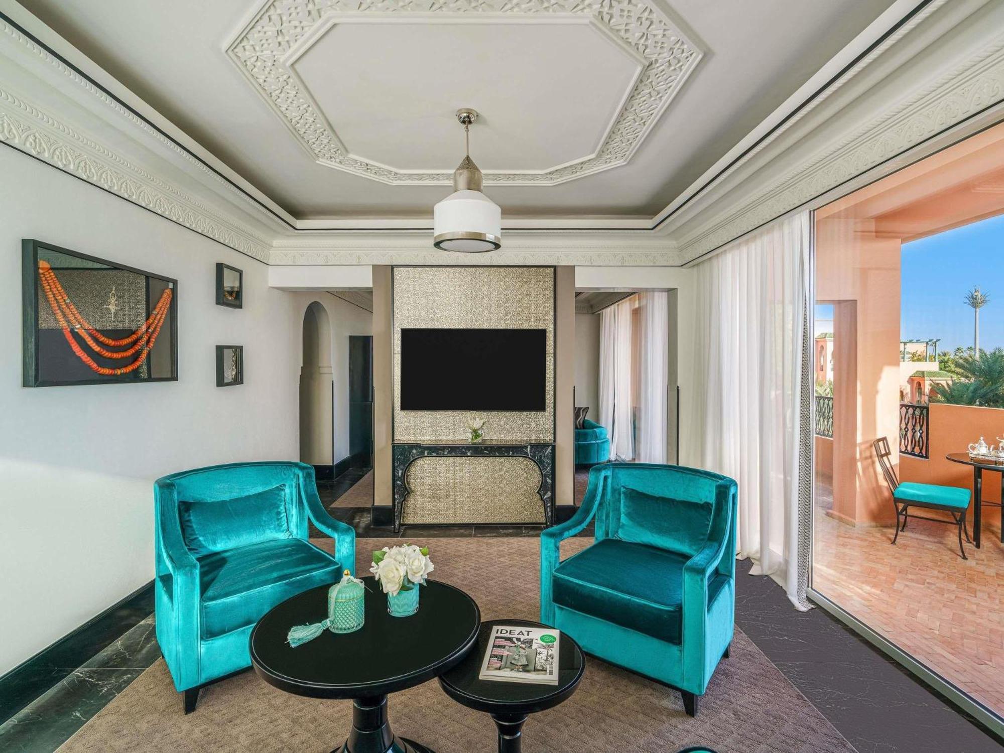 Prestige King Suite Balcony Mountain or Pool View